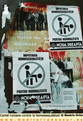 Carteles anti homosexuales