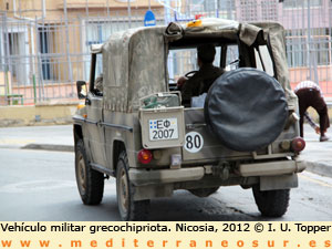 Vehculo militar grecochipriota. Nicosia, Chipre