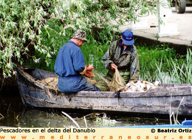 Pescadores delta Danubio