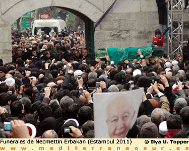 Funerales de Erbakan