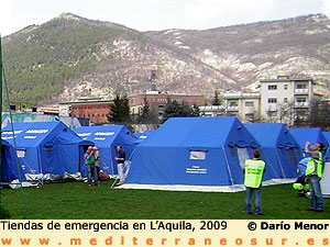 Tiendas de emergencia en L'Aquila