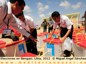 Mohamed Ali, sastre en Bengasi, Libia, Jul 2012. Foto: Miguel Ángel Sánchez