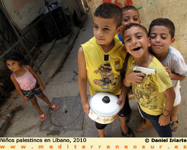 Niños palestinos en Líbano