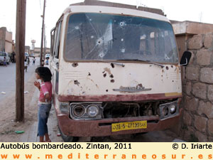 Libia: Autobús bombardeado