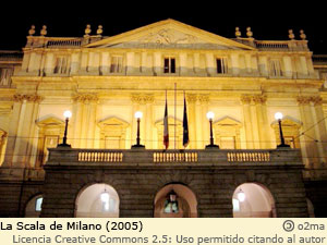 La Scala, de noche