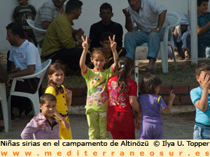 Niñas sirias en Altinozu