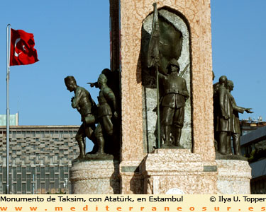 Monumento en Taksim