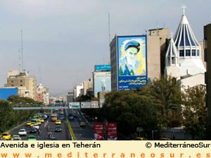 Avenida en Tehern